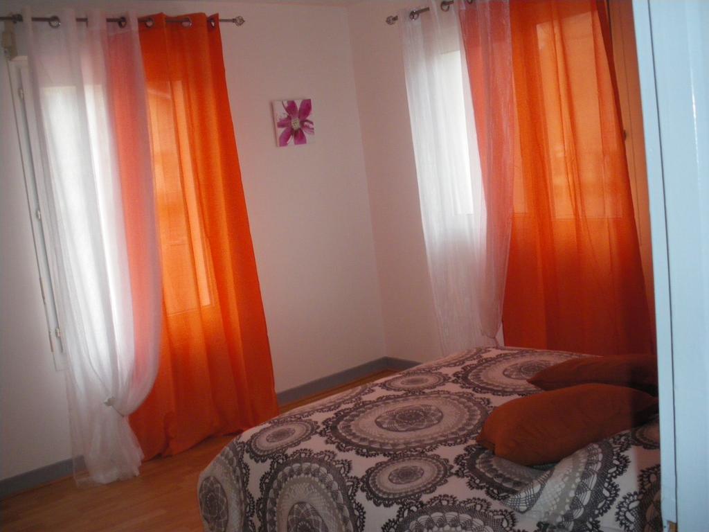 Au Pied De La Roche Apartment ภายนอก รูปภาพ