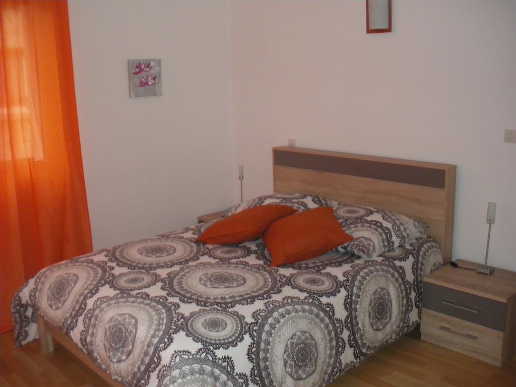 Au Pied De La Roche Apartment ภายนอก รูปภาพ