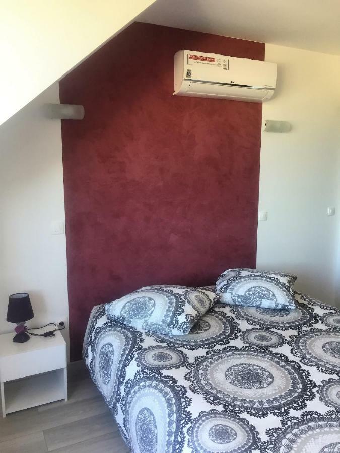 Au Pied De La Roche Apartment ภายนอก รูปภาพ