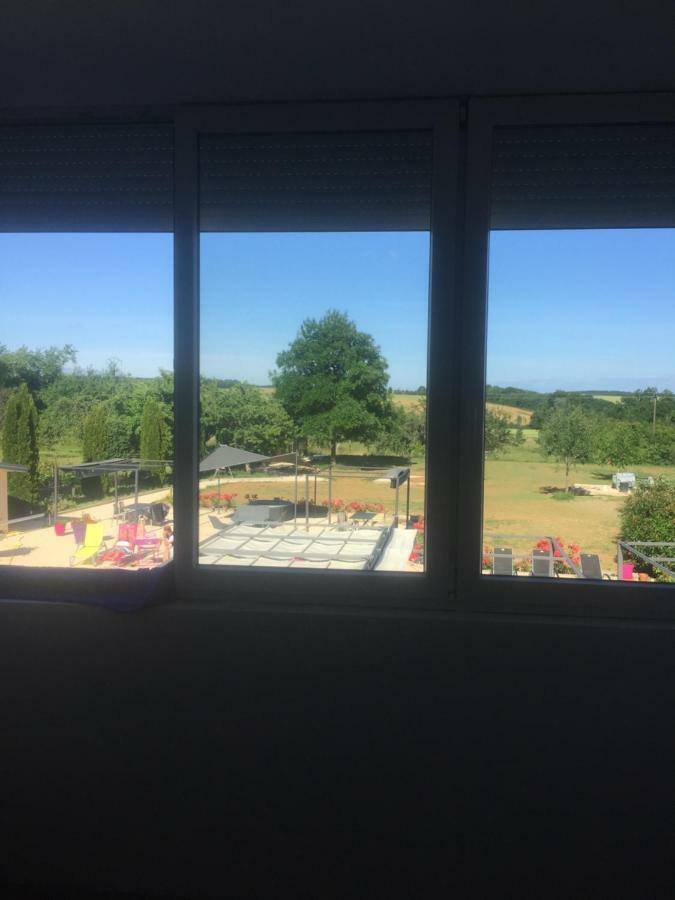 Au Pied De La Roche Apartment ภายนอก รูปภาพ