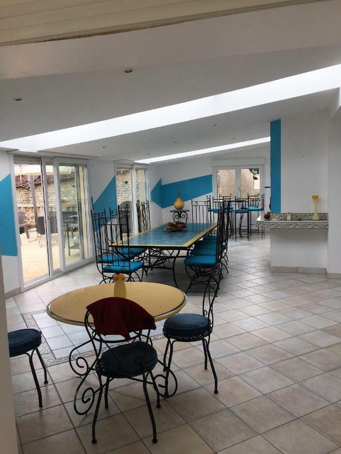 Au Pied De La Roche Apartment ภายนอก รูปภาพ